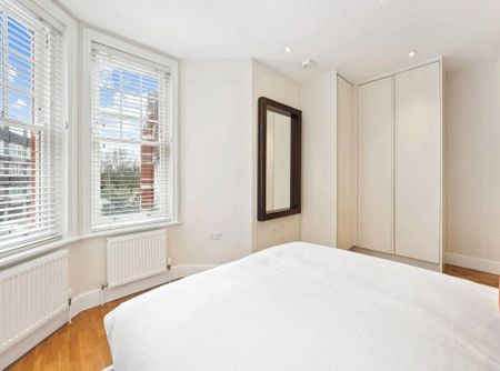 Hamlet Gardens, Ravenscourt Park, London W6 - Photo 2