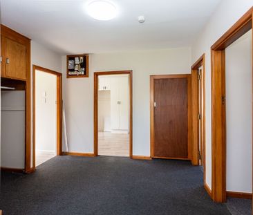 ON POPULAR SUVA ST – RICCARTON OFFERING 3 Bedrooms 1 Bathroom - Photo 2