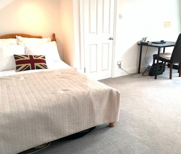 2 Bed Maisonette, Farlton Road, SW18 - Photo 5