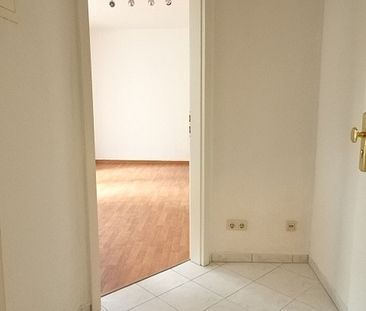 Günstig mit Singleküche & Balkon - Foto 5