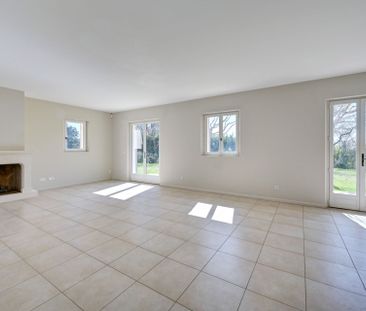 Location Maison Aix-en-Provence 6 Pièces 153 m² - Photo 4