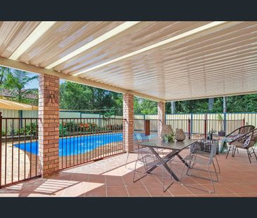 Beautiful Family Home with Pool & Spacious Entertaining – A Must to... - Photo 6