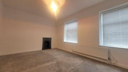2 bedroom terraced house to rent - Photo 3