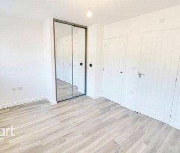 2 bedroom end of terrace house to rent - Photo 6