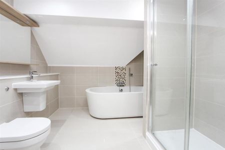 2 bedroom apartment to rent - Photo 3