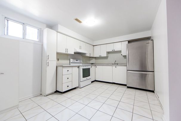 For Lease - 4129 Brandon Gate Drive, Mississauga, Ontario - Photo 1