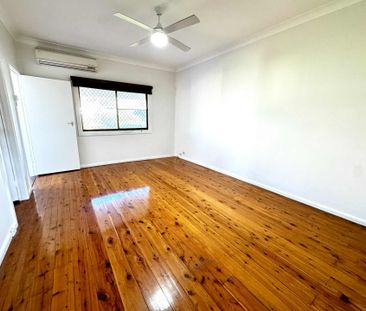 Spacious Family Home in Prime Location - Photo 5