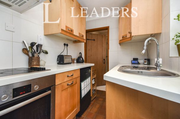 2 bedroom house to rent Stansted Road, CM23 - Photo 1