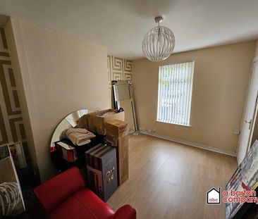 18 Ballyclare Road, Glengormley, Newtownabbey - Photo 2