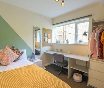 8 bedroom house to rent - Photo 2