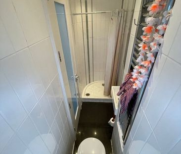 Room in a Shared House, Trelawney Estate, E9 - Photo 5