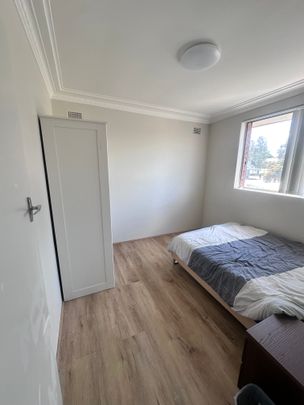 Canterbury - Photo 1