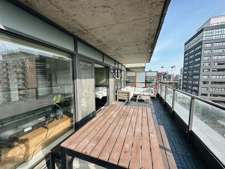 For Lease - 111 Bathurst Street Unit# 605, Toronto, Ontario - Photo 3