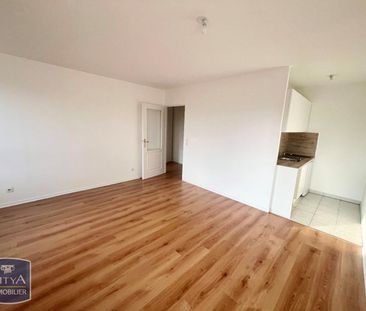Location Appartement 2 pièces 39m² LILLE 59000 - Photo 2
