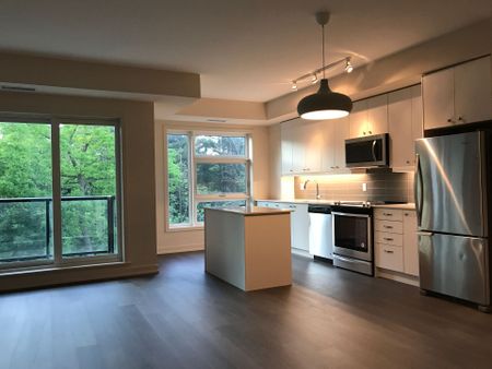 For Lease - 555 William Graham Drive Unit# 311, Aurora, Ontario - Photo 2