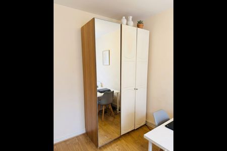 Room in a Shared Flat, Stunning Rooms In Marylebone/ St Joh, NW8 - Photo 3