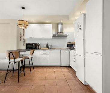 3 Bedroom Apartment For Rent in Puerto Banús, Málaga - Photo 3