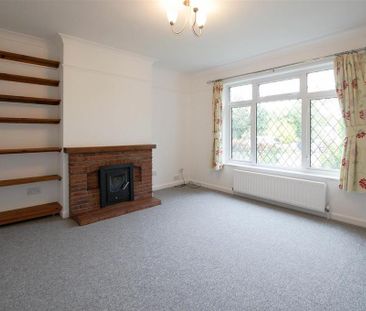 3 bedroom semi-detached house to rent - Photo 1