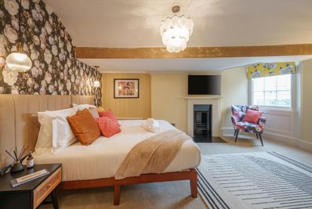 2 Bedroom Home – Medium Let - Photo 5