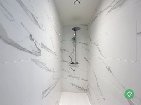 Volledig gerenoveerd appartement op de eerste verdieping met terras – De Mokker, Koekelare - Photo 4