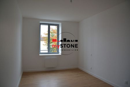 ST ANDRE DE CORCY – A LOUER Appartement T3 de 85 m² à proximité de tous commerces - Photo 2