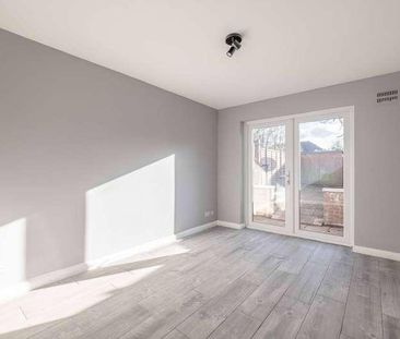 Westmead, Windsor, SL4 - Photo 1