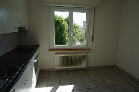 helle Familienwohnung mit Balkon - Photo 4