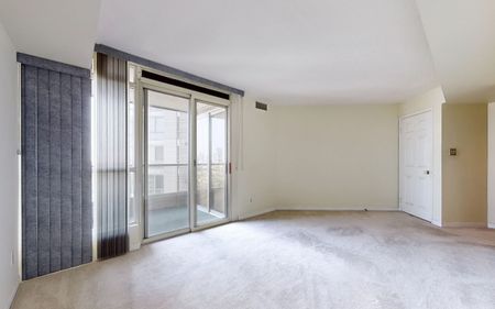 For Lease - 55 Kingsbridge Garden Circle Unit# 1707, Mississauga, Ontario - Photo 3