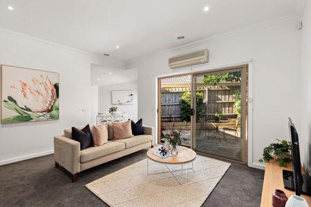 4/6 Murra Court, Ashwood VIC 3147 - Apartment For Rent | Domain - Photo 2