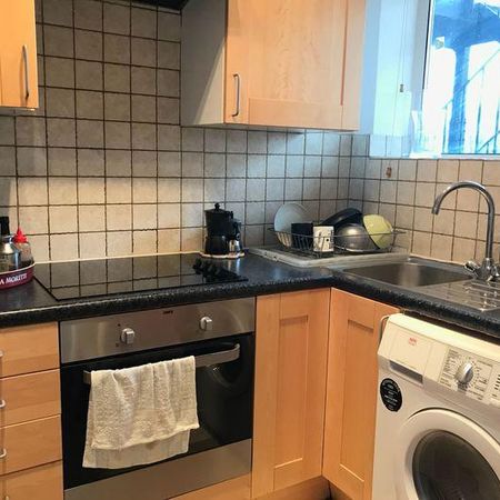 1 bedroom flat to rent - Photo 3