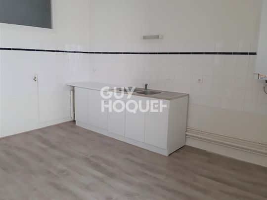 Appartement Aubenas 3 pièce(s) de 80m² - Photo 1