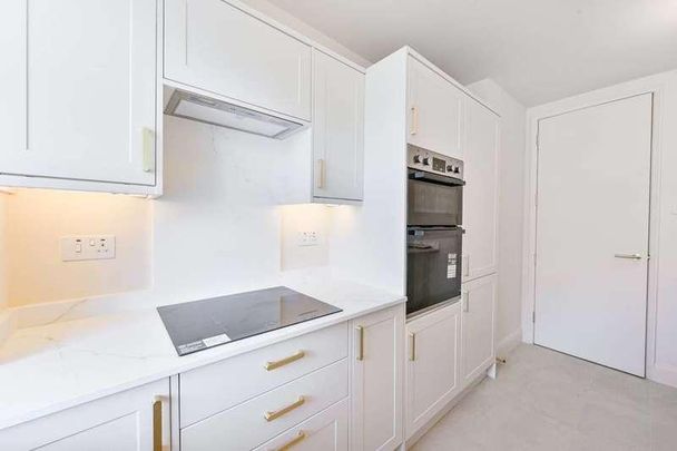 St Johns Wood Park, St John's Wood, NW8 - Photo 1