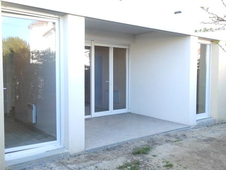 Location Appartement 2 pièces 42m² - Photo 2