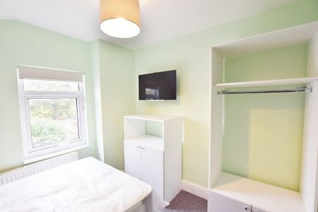 1 bedroom in a house share to rent - Photo 5