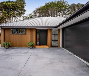 Brand new four bedroom home - Photo 1