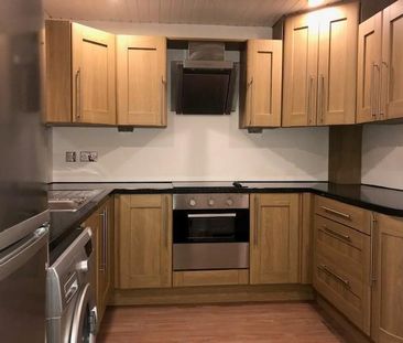 2 bedroom semi-detached house to rent - Photo 6