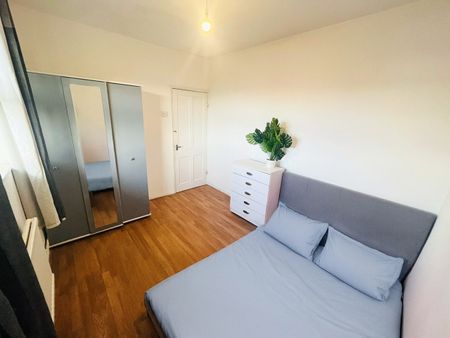 Room in a Shared Flat, Amazing Double Room In Nine Elms/Sto, SW8 - Photo 2