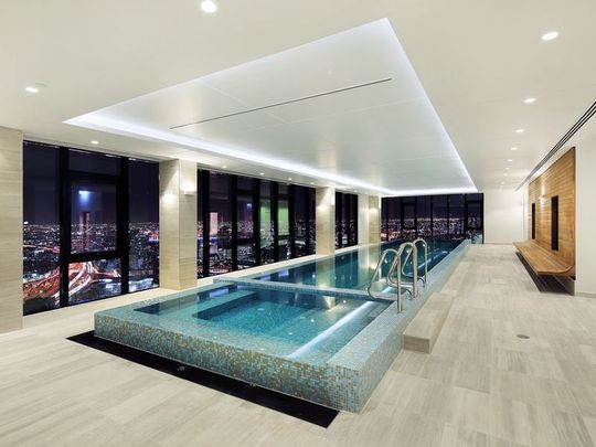 2 Bedroom Apartment In Southbank - Photo 1