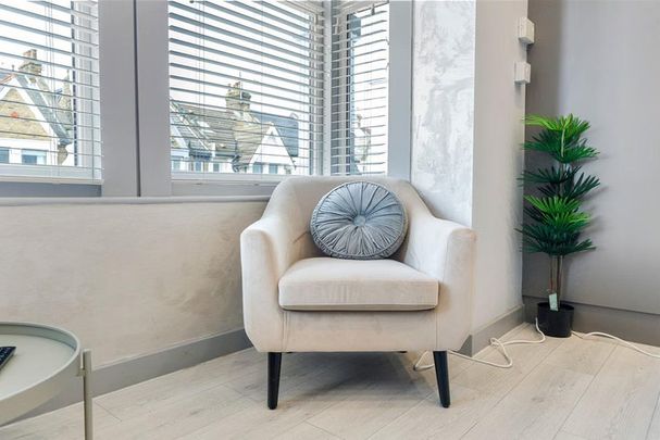 Fairlight Avenue - Photo 1