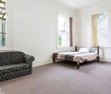 Sunny Bright Rooms - Photo 2