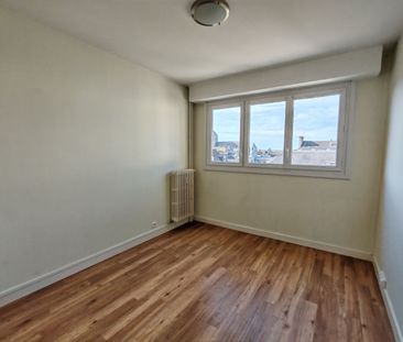 Location Appartement 3 pièces 71m² - Photo 2