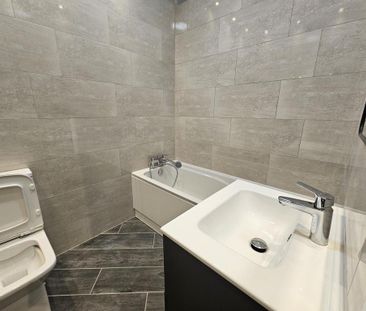 2 bedroom flat to rent - Photo 6