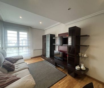 Piso de alquiler en Calle Regla, Santo Domingo - El Campillín - Photo 1