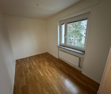 Karlavagnsgatan 8 -4rok(lgh 8401) - Foto 3