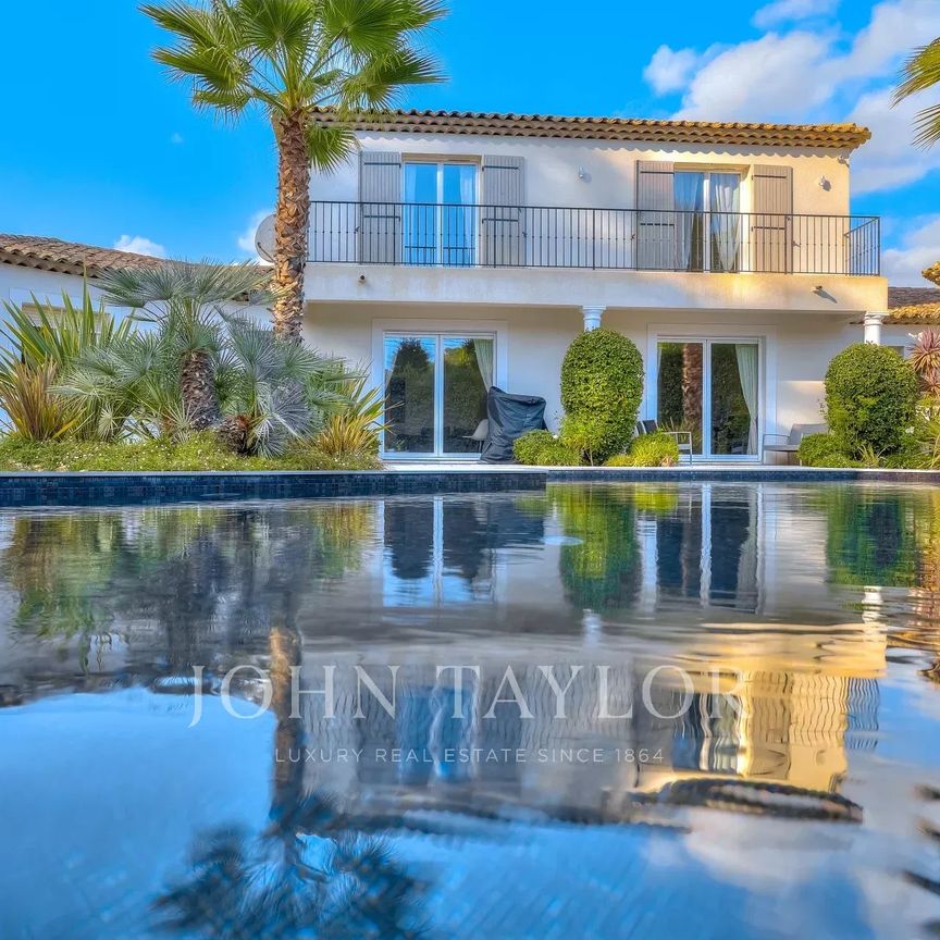 Maison à louer Mougins, Cote d'Azur, France7 500 EUR / Mois - Photo 1