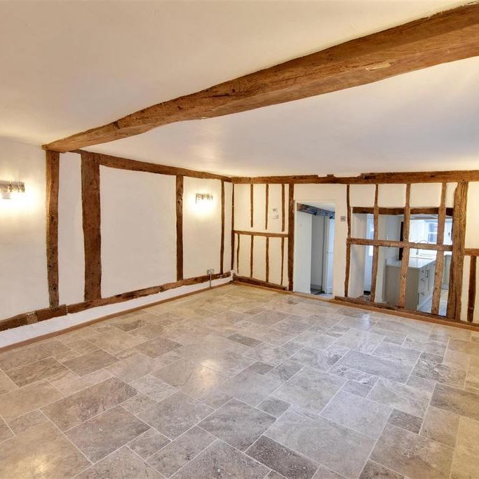 4 bedroom terraced house to rent - Photo 1