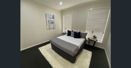 Modern Family Home in Prime Ropes Crossing Location - Photo 3