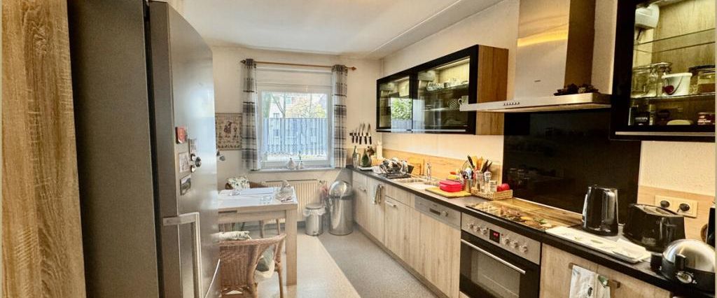 Gemütliche 3-Zimmer-Erdgeschosswohnung mit Terrasse – ideal für Paare oder kleine Familien - Foto 1