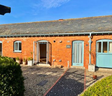 2 bedroom Two Bedroom Property to rent - Photo 5
