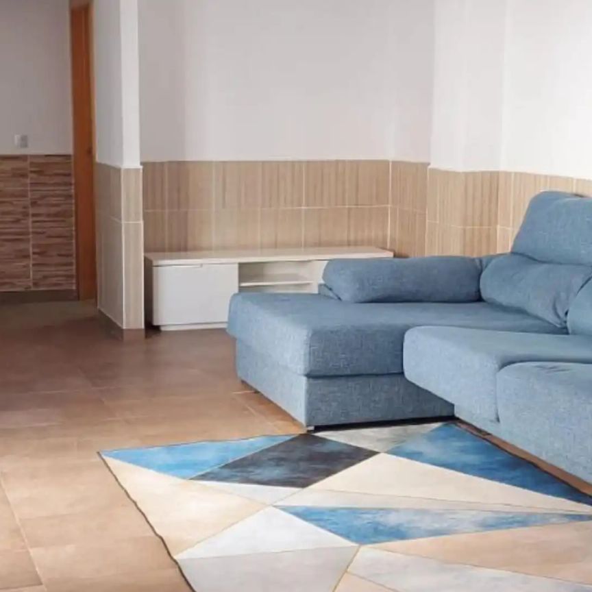 Piso de alquiler en Calle Benijófar, 6, Playa de los Náufragos - Photo 1